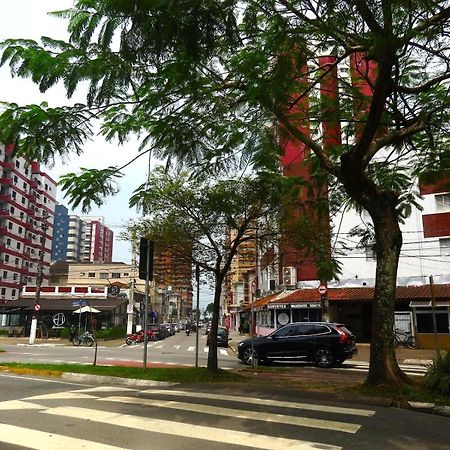113 Canto Do Forte - 1Dorm - 200 M Da Praia E 20M Dos Bares E Restaurantes - Estacionamento Gratuito E Wi Fi , Tv A Cabo Praia Grande Dış mekan fotoğraf